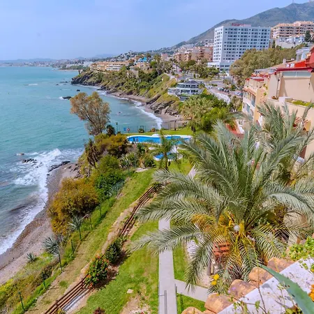 Torrequebrada Beachfront Apartment, Costa Del Sol Lägenhet *