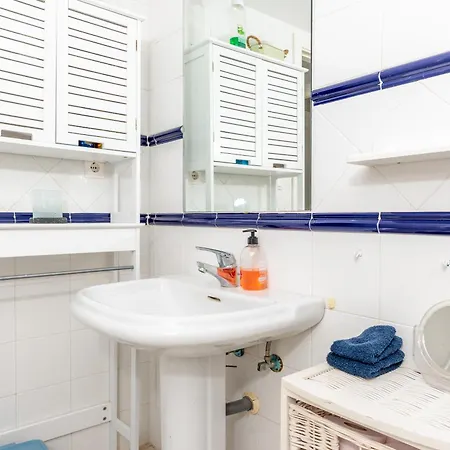 Torrequebrada Beachfront Apartment, Costa Del Sol 公寓 贝纳尔马德纳