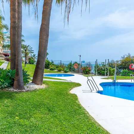 公寓 Torrequebrada Beachfront Apartment, Costa Del Sol 贝纳尔马德纳